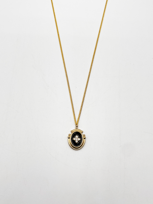 Vintage Style Gold Plated Necklace With Diamante