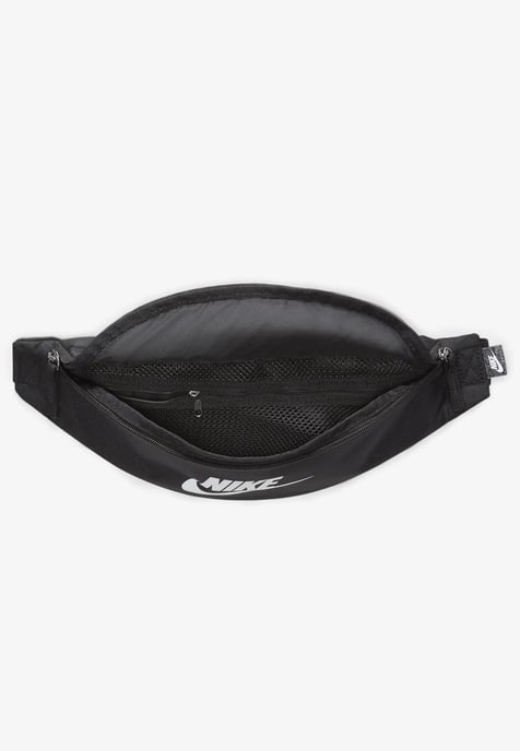 Nike Heritage Waist Pack Tas in zwart - Image 4