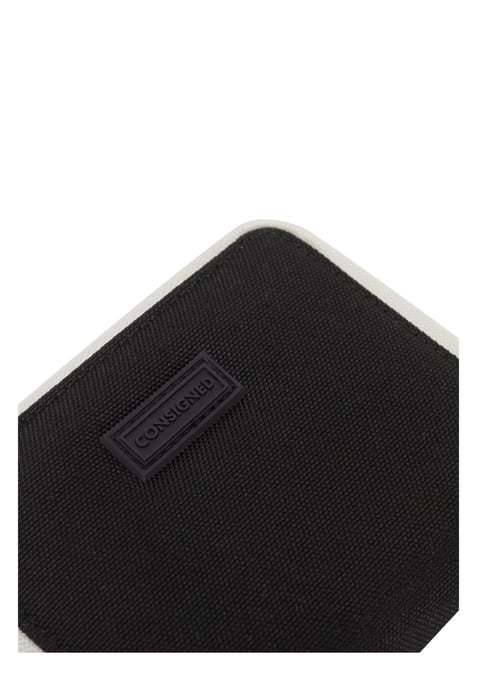 Selus Chunky Zip Round Wallet