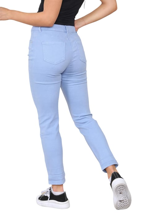 M&Co Dames jeans met hoge taille en taps toelopende rechte pijpen in hemelsblauw - Image 2