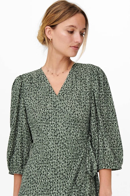 ONLY wikkeljurk ONLOLIVIA met all over print en volant groen/zwart