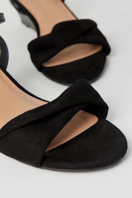 Wide Fit Ranae Soft Twist Low Wedge Heeled Sandals