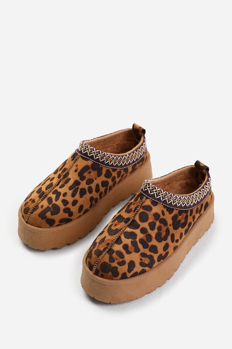 Wheres That From Womens 'Freeze' Flatform Embroidered Low Ankle Slipper Boots