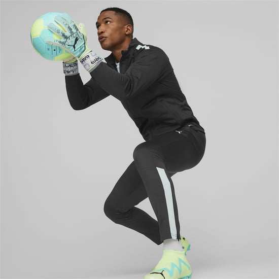 PUMA Unisex ULTRA Ultimate 1 Negative Cut Football Goalkeeper Gloves - Image 4
