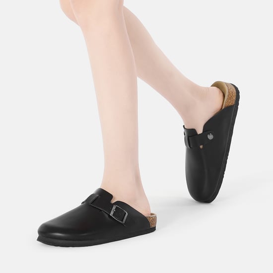 EVER AU Women Pintail Leather Comfort Clog Sandals - Black Leather