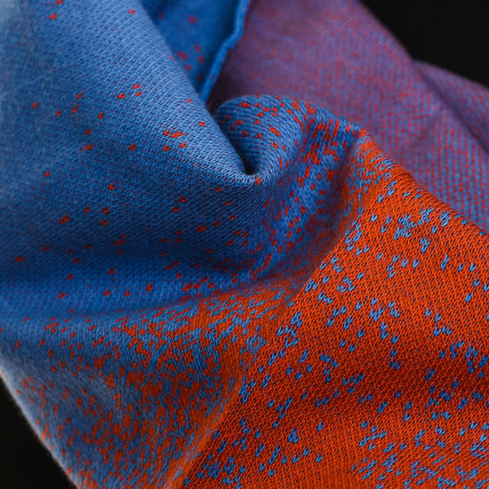 Gradient Infinity Neck in light and soft fabric 69200 unisex