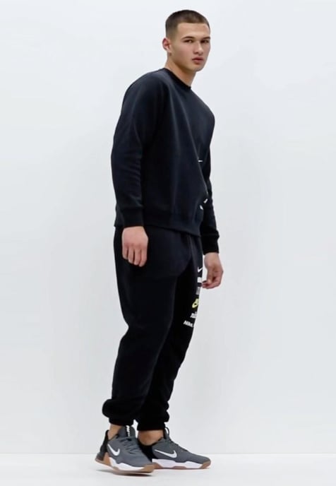 Nike Club Fleece Plus trainingspak met klein logo in zwart - Image 3