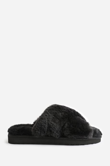 Wheres That From Womens 'Cuddle' Cross Over Fluffy Slippers
