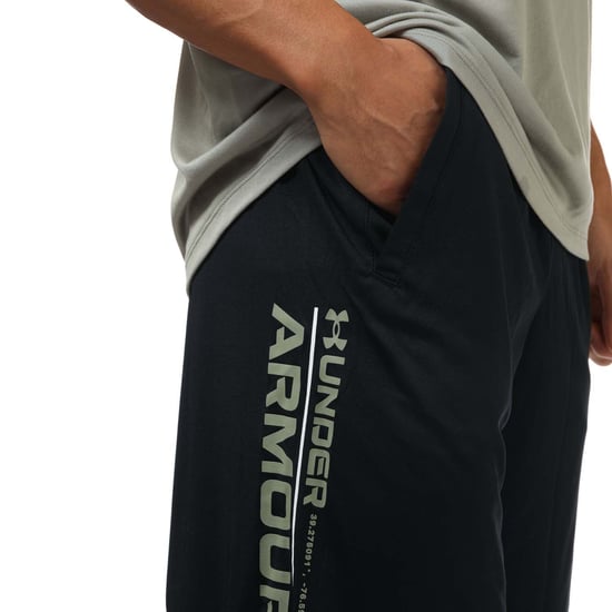 Men's Under Armour UA Tech Wordmark Shorts in Black - Image 6