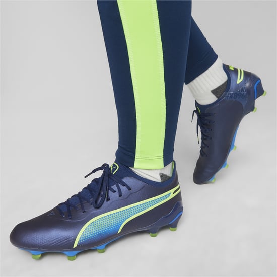 PUMA Womens KING ULTIMATE FG/AG Football Boots - Image 2