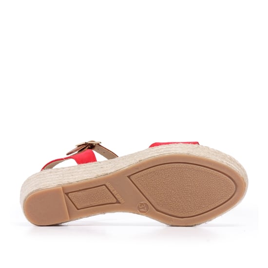 María Barceló Ankle Strap Summer Sandals in Red