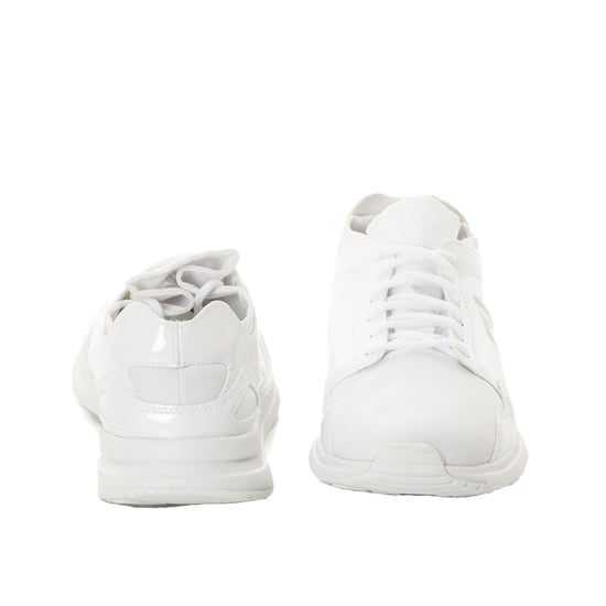 Le Coq Sportif LCS R Flow Womens White Trainers