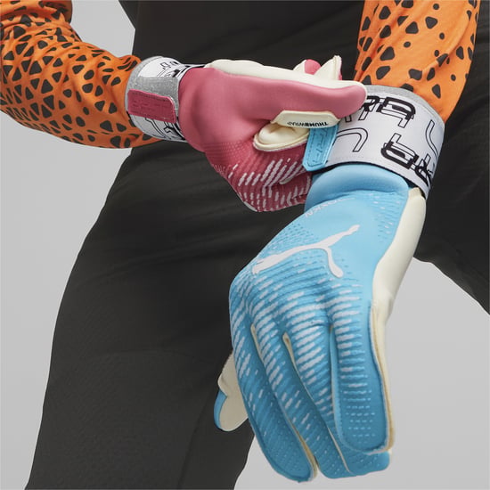 PUMA Male ULTRA Grip 1 Tricks Hybrid Football Goalkeeper Gloves