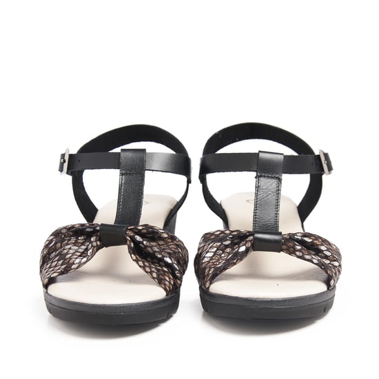 Women's Wedge Leather Sandals in Black