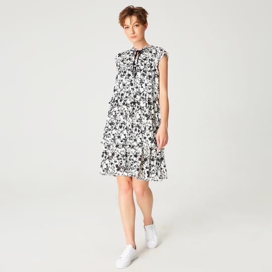 Korte jurk met ruches en bloemenprint - Image 1