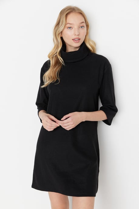 Trendyol Vrouw/Meisje Off-shoulder Coltrui Verschuiving Midi Jurk - Image 1