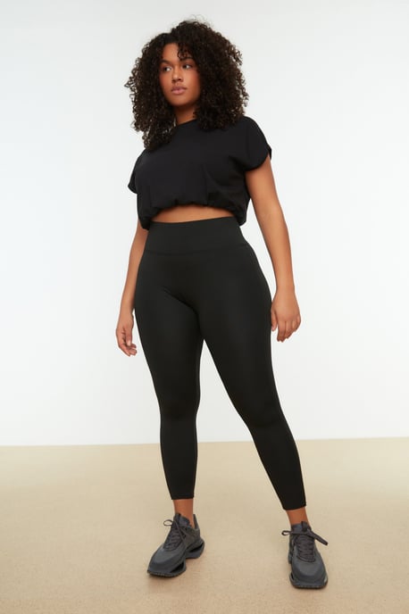 Trendyol Vrouwelijk Hoge taille Dun Sportlegging in grote maten - Image 4