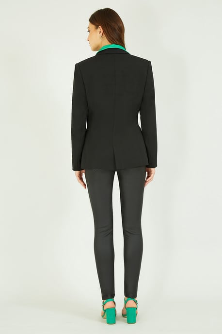 Yumi Black Blazer With Button Detail
