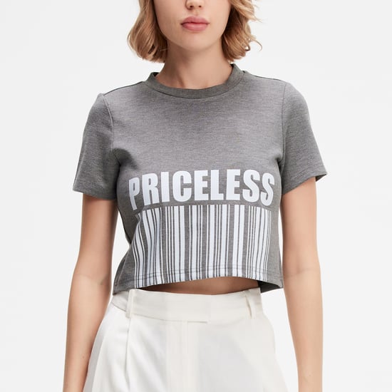 Typo print crop t-shirt - Image 2