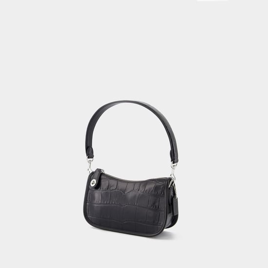 Swinger 20 Crossbody - Coach - Leather - Black