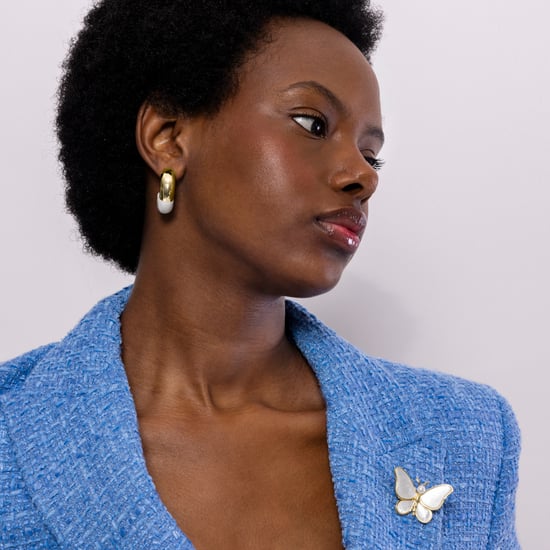 Luxenter brooch with white mother-of-pearl finished in 18K yellow gold - Butterfly