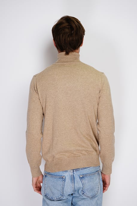 GB - William de Faye - turtleneck - Camel