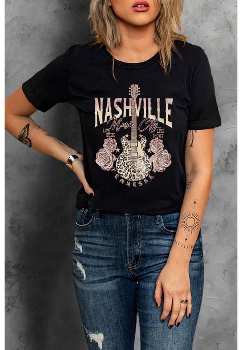 Dames Leoparden Gitaar Rozenprint T-shirt in Zwart - Image 1