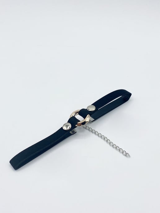 Faux Suede Choker Necklace With Ring Charm In Black