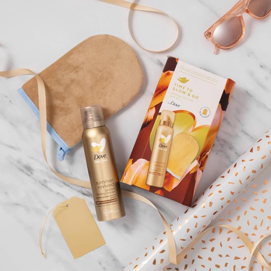 Dove Time to Glow&Go Gradual Self-Tan Mousse Gift Set for Her with Mitt, 4pk