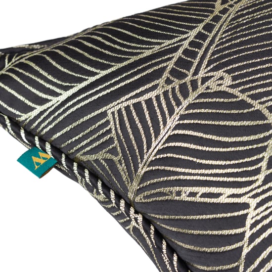 Wylder Tropics Seymour Geborduurde Jacquard Satijnen Pipen Polyester Gevulde Kussen - Image 3