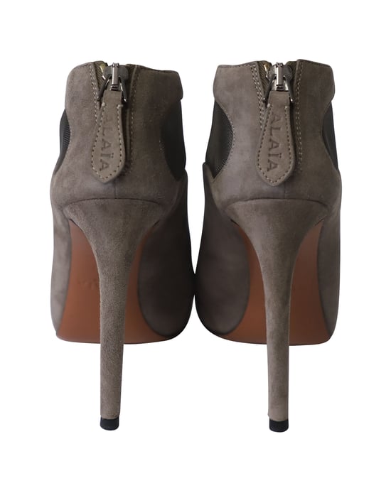 Alaïa Azzedine Ankle Boots in Grey Suede - Image 4