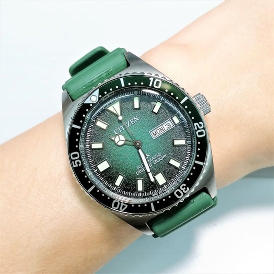 Citizen Promaster Marine Heren Groen Horloge NY0121-09XE - Image 4