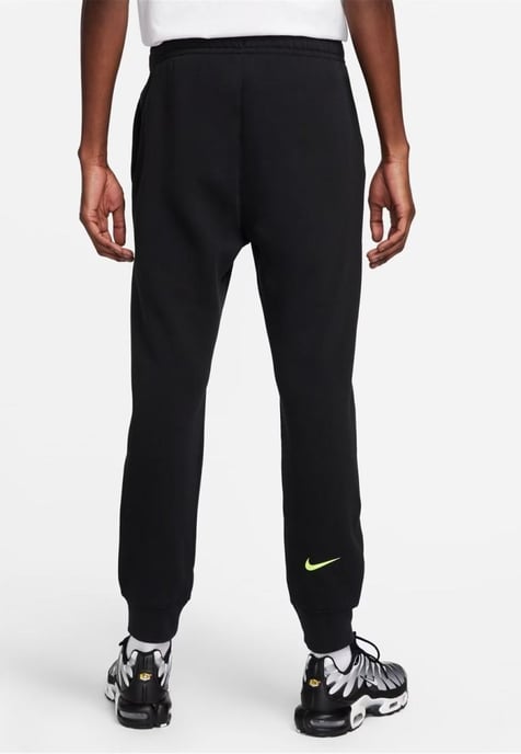 Nike Standard Issue Moto Overhead trainingspak in zwart - Image 6
