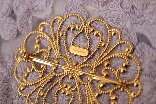 Dolce & Gabbana Paarse Bloemen Gouden Tinten Messing DamesBroche - Image 5