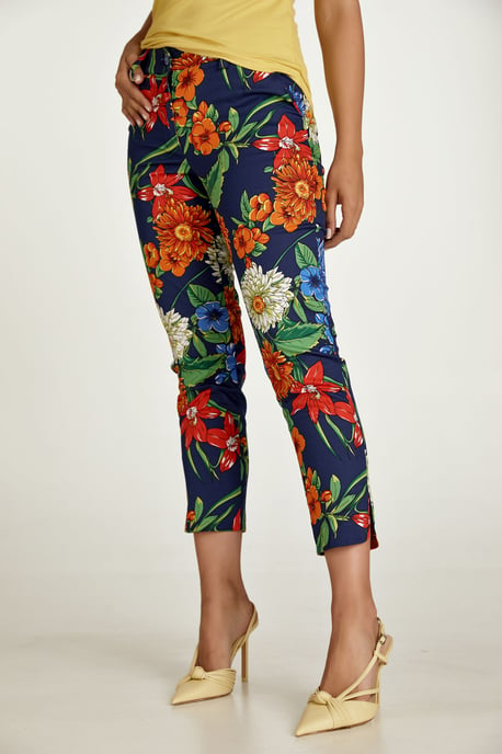 Bloemetjesbroek in rood, blauw en groen - Image 4