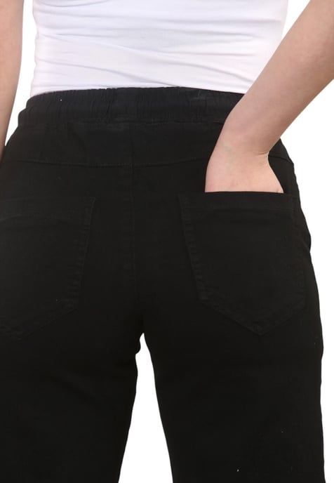 MYT Womens Elasticated High Waist Wide Leg Jeans in Zwart - Image 5