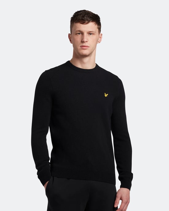 Lyle & Scott Crew Neck Lambswool Jumper in Zwart - Image 1