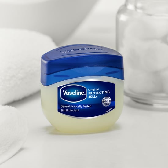 Vaseline Original Skin Protectant Petroleum Jelly for Al Skin Type, 6Pack of 100ml