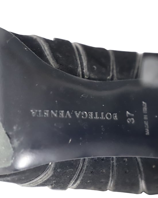 Bottega Veneta Cutout Veterschoenen Enkellaarsjes in Zwart Suède - Image 6