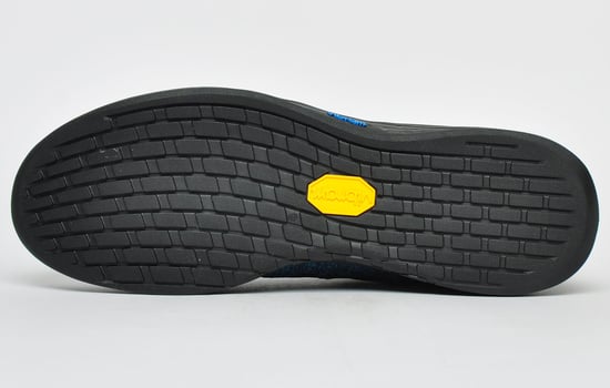 New Balance Minimus Prevail Mens