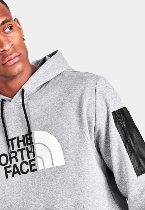 The North Face Logo Woven Pocket Hoodie in Lichtgrijs - Image 4