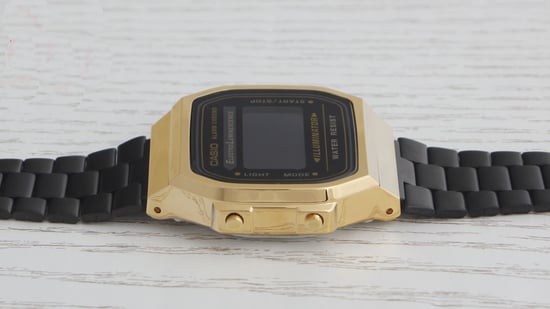 Casio Retro Unisex Zwarte Horloge A168WEGB-1BEF - Image 4