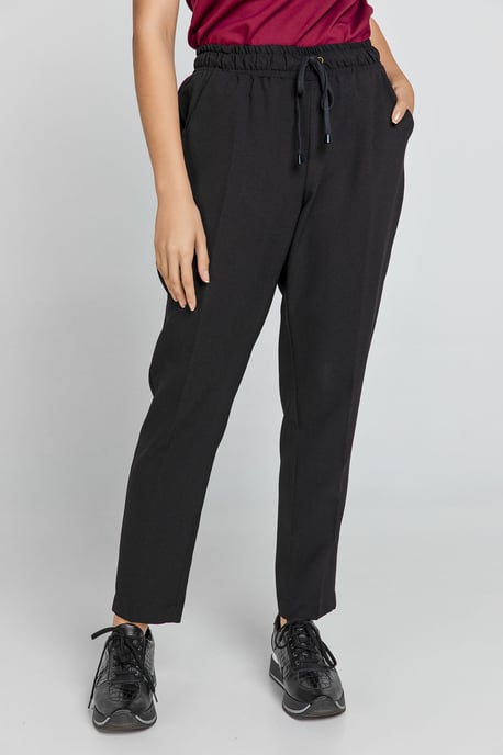Zwarte crêpe broek van Conquista - Image 5