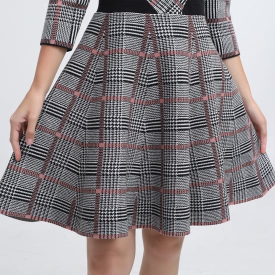 Fit-and-falre jurk in tartan breier - Image 5