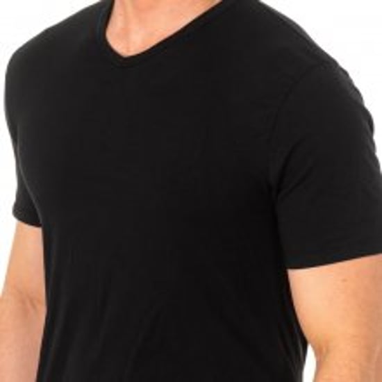 Short-sleeved V-neck t-shirt for men A0DGO. Comfort and casual style.
