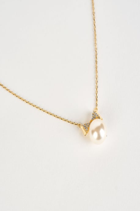 Pearl Bow Tie Necklace in Gold
