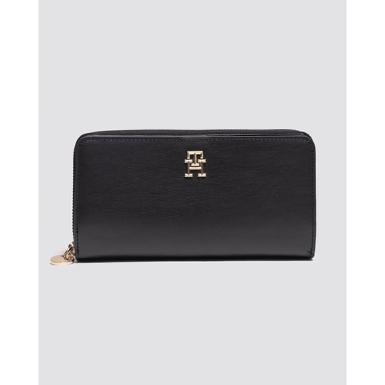 Tommy Hilfiger TH Chic Womens Large Purse
