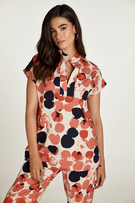 Mouwloze top met abrikozenprint in linnenstijl - Image 1