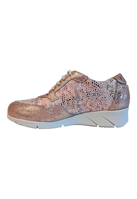 Woman's Riverty casual sneaker