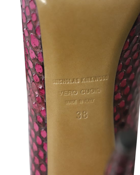 Nicholas Kirkwood Snakeskin-Embossed Pumps in Purple Leather - Image 6